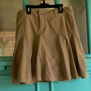 Athleta Athletic Tan Khaki Skort size 8 / medium
